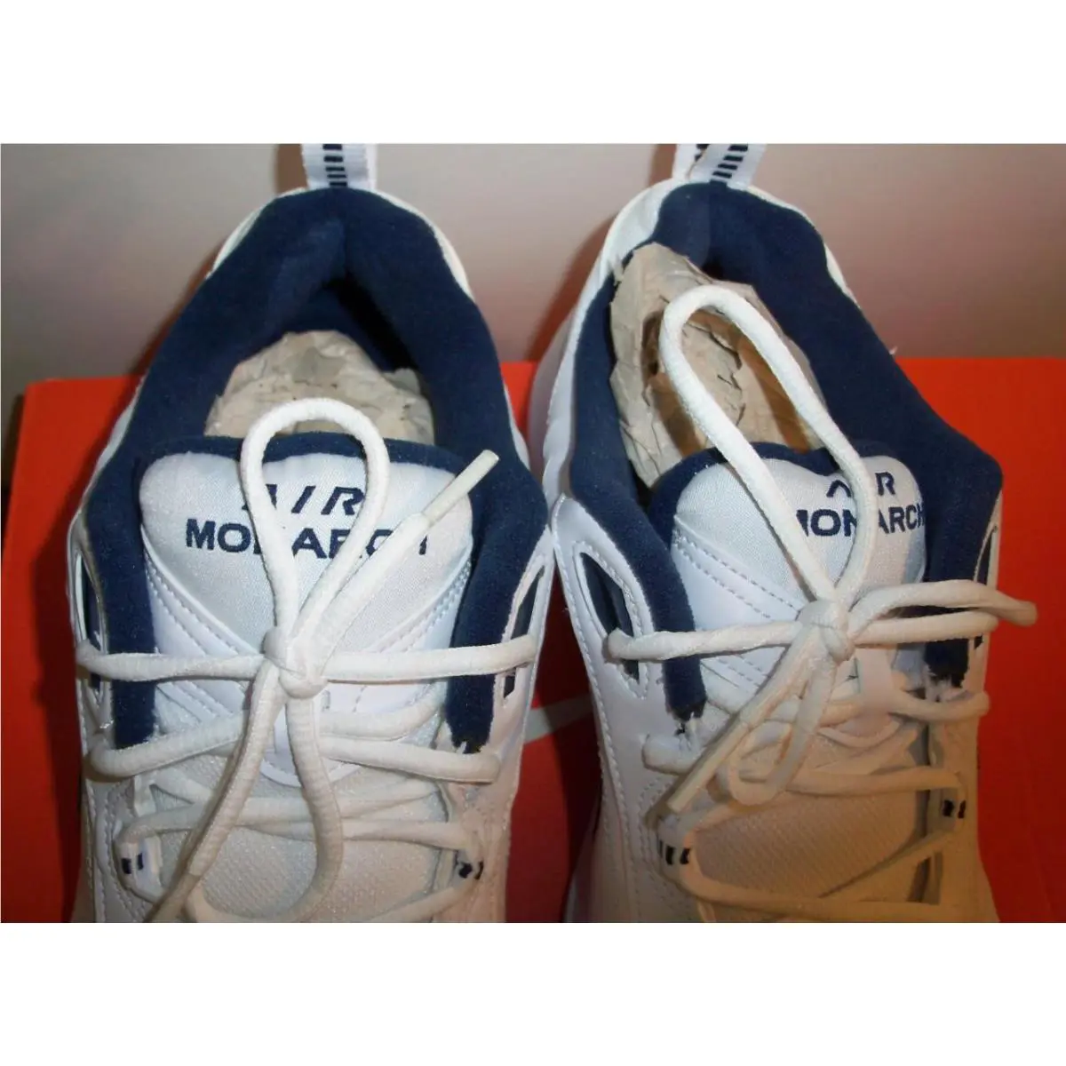 Nike shoes - white/Metallic Silver (UPC: 885259556801) 0