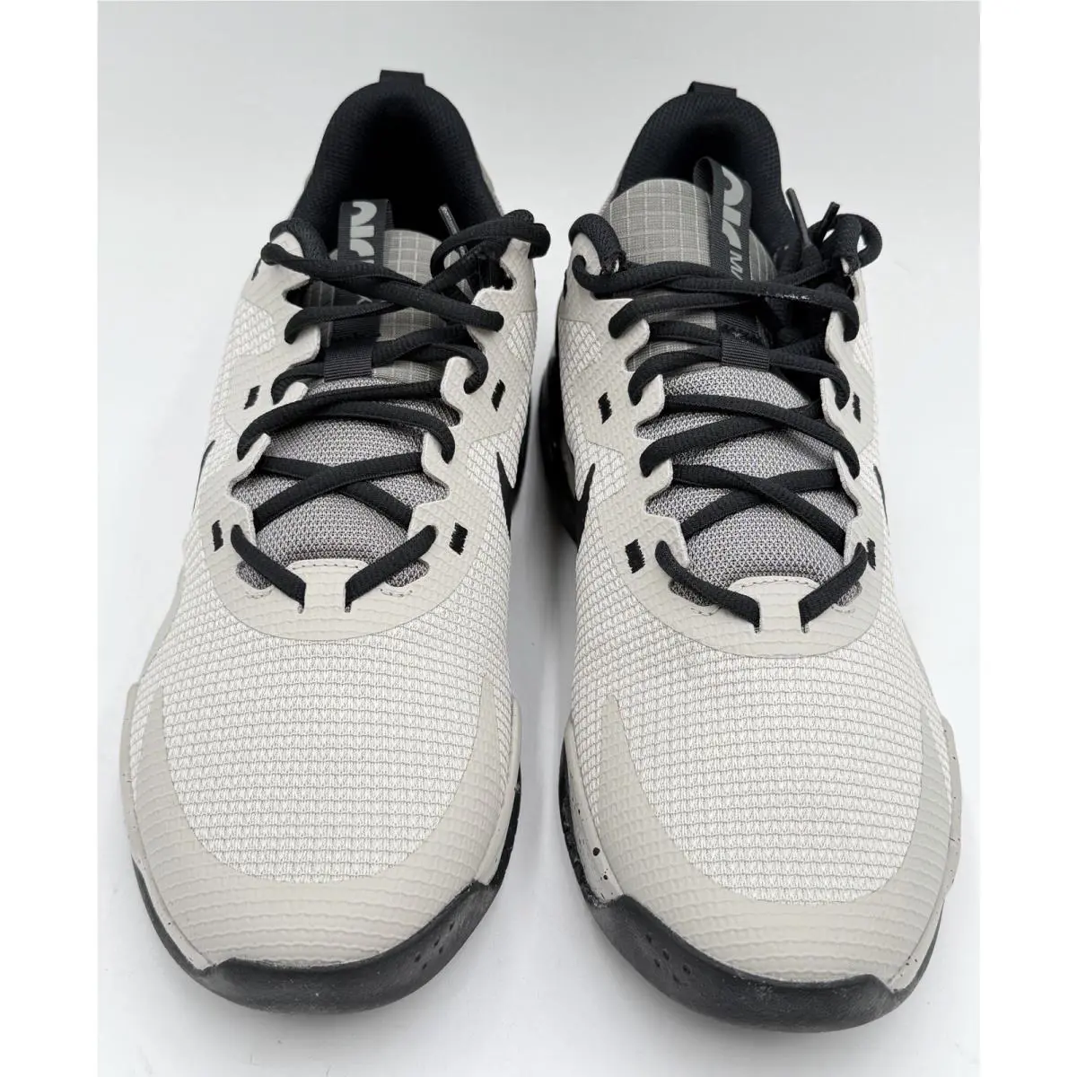 Nike shoes  - black / white 3