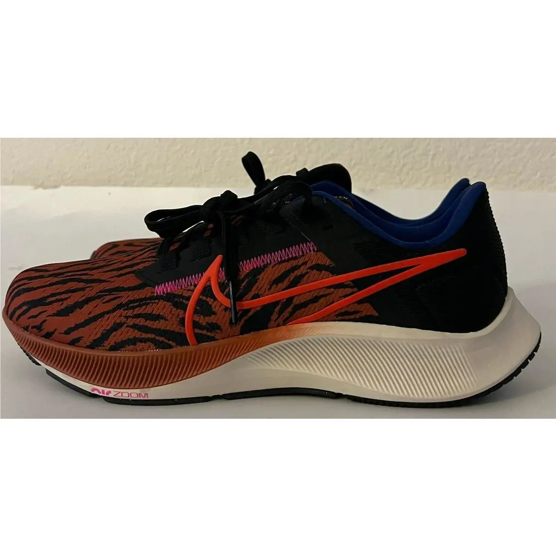 Nike shoes - Orange 2
