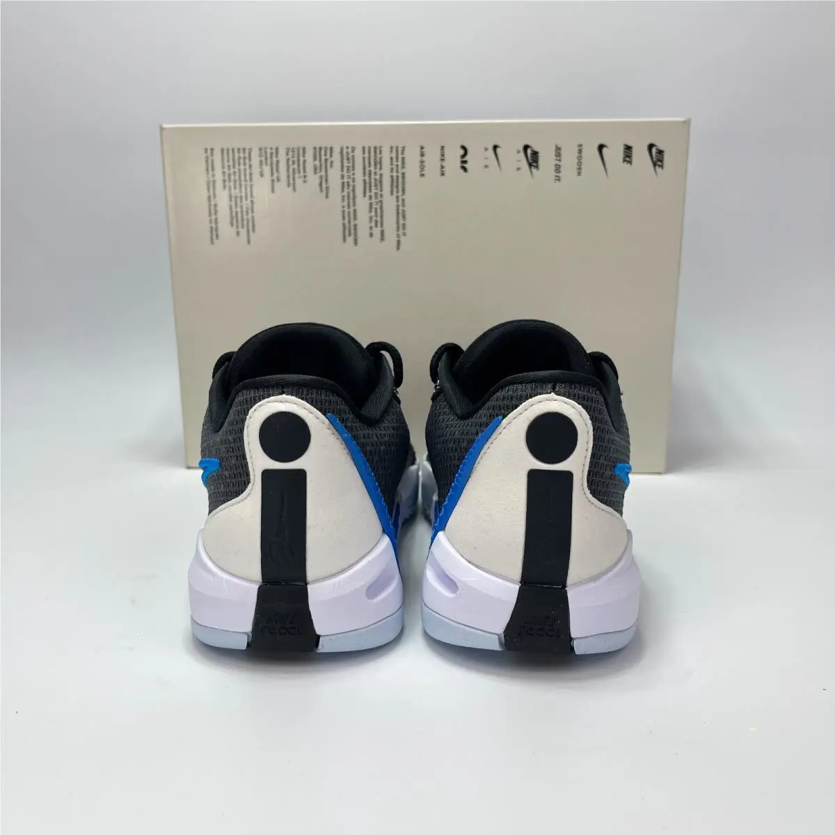 Nike shoes - Black 2
