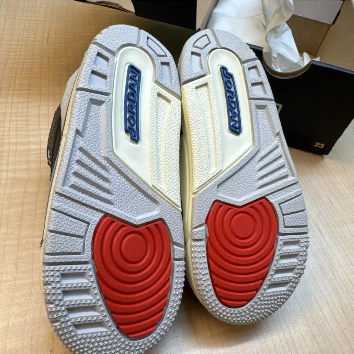 Nike shoes - Air Jordan 3 - Air - Black 8