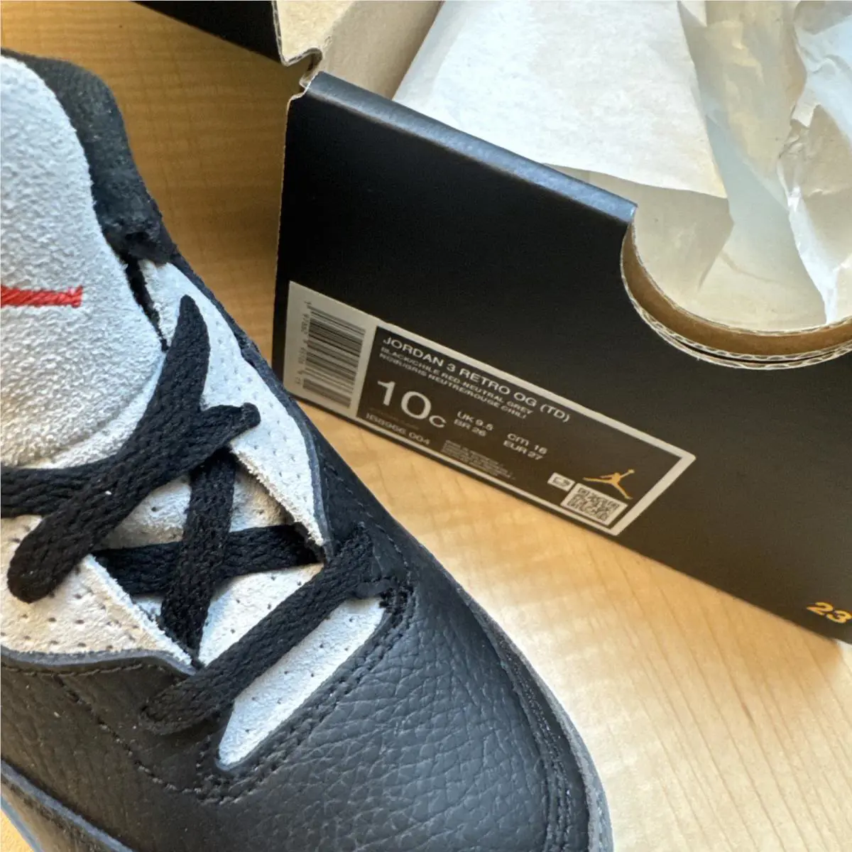 Nike shoes - Air Jordan 3 - Air - Black 6