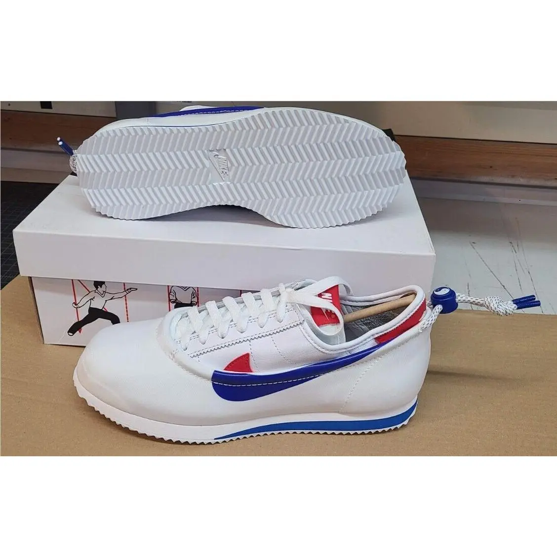 Nike shoes - White 5