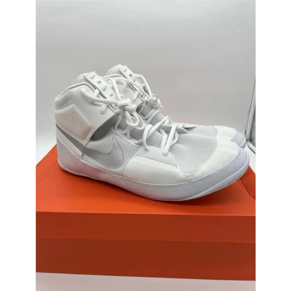 Nike shoes - Nike Fury - Fury - AO2416-102 - White, Manufacturer: White/White/Metallic Silver 3