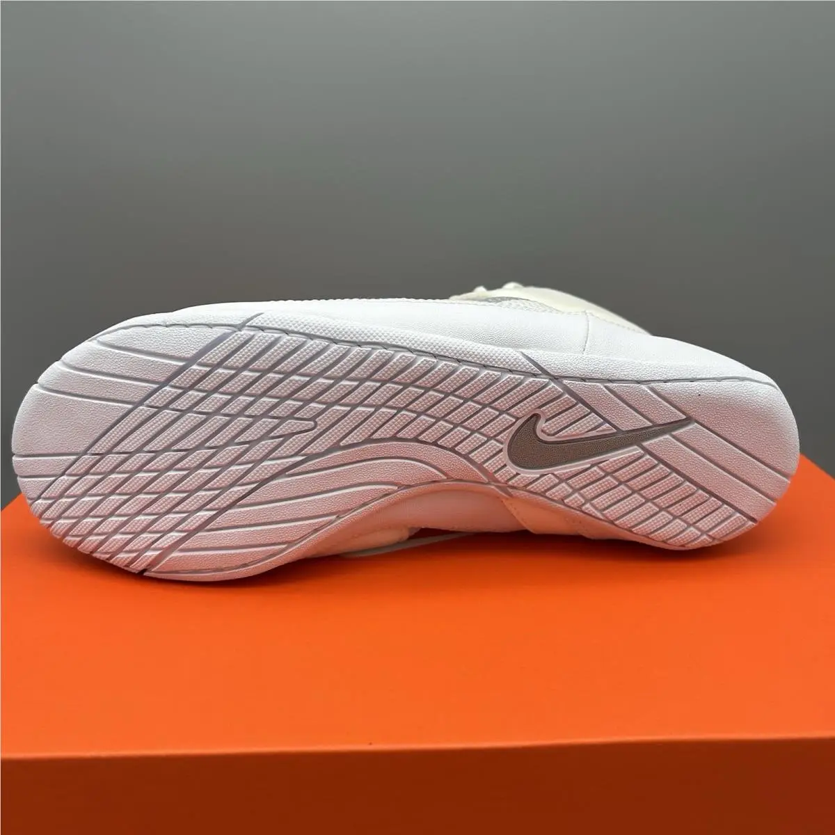 Nike shoes - Nike Fury - Fury - AO2416-102 - White, Manufacturer: White/White/Metallic Silver 8