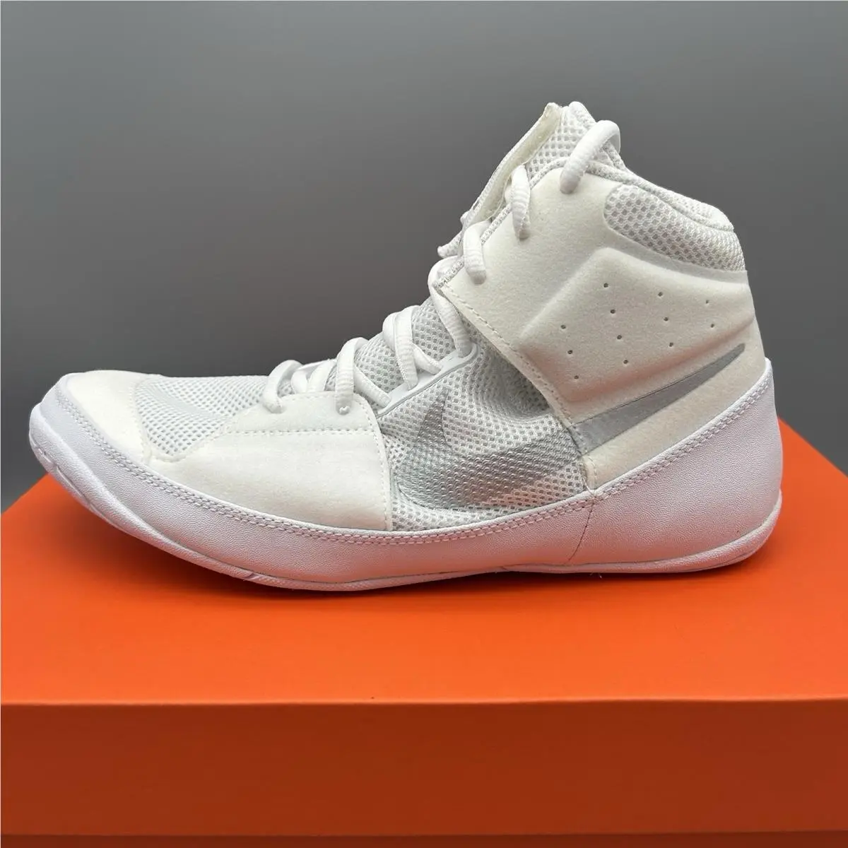 Nike shoes - Nike Fury - Fury - AO2416-102 - White, Manufacturer: White/White/Metallic Silver 0