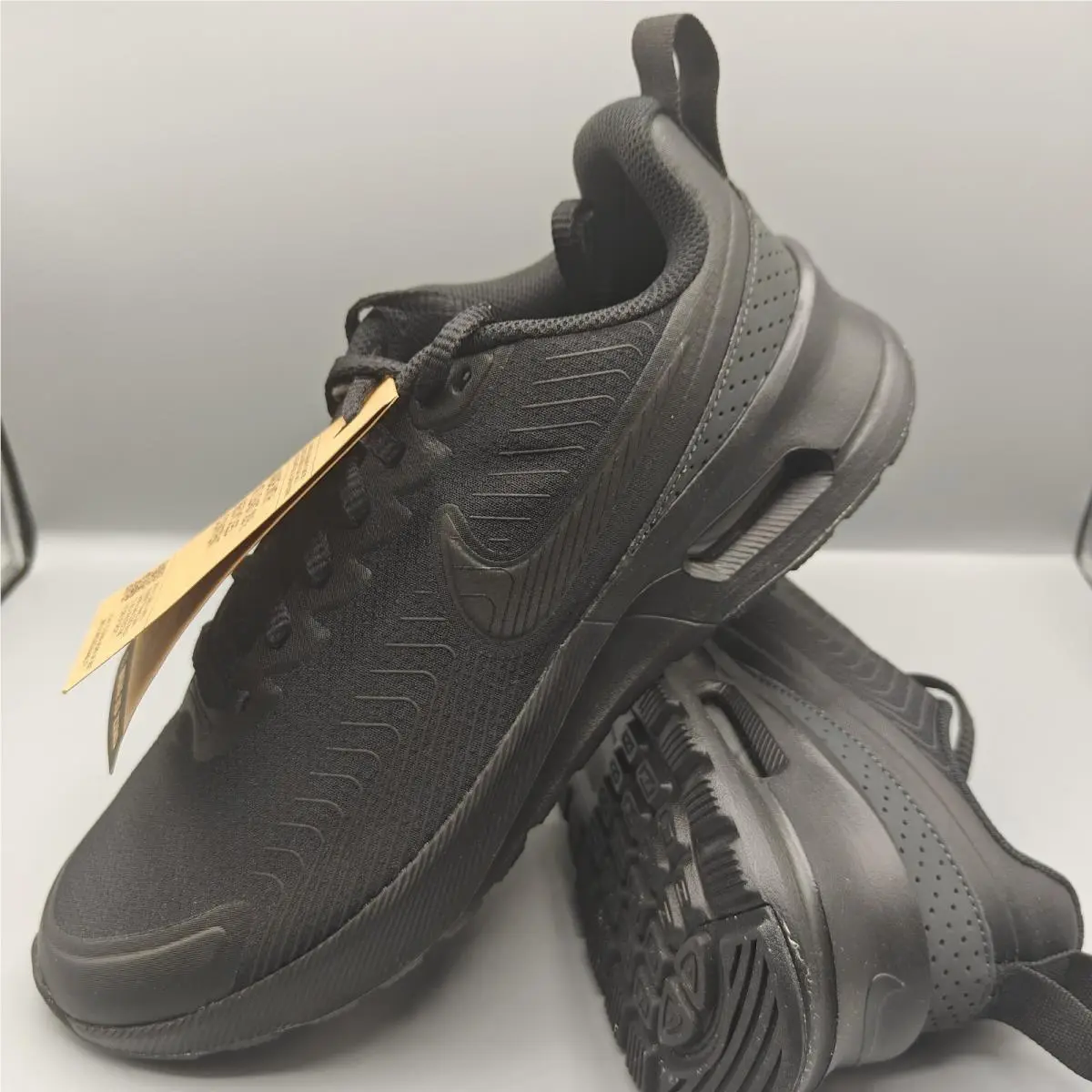 Nike Air Max Nuaxis Sneakers Shoes Men`s Size 8 Black Anthracite FD4329-004