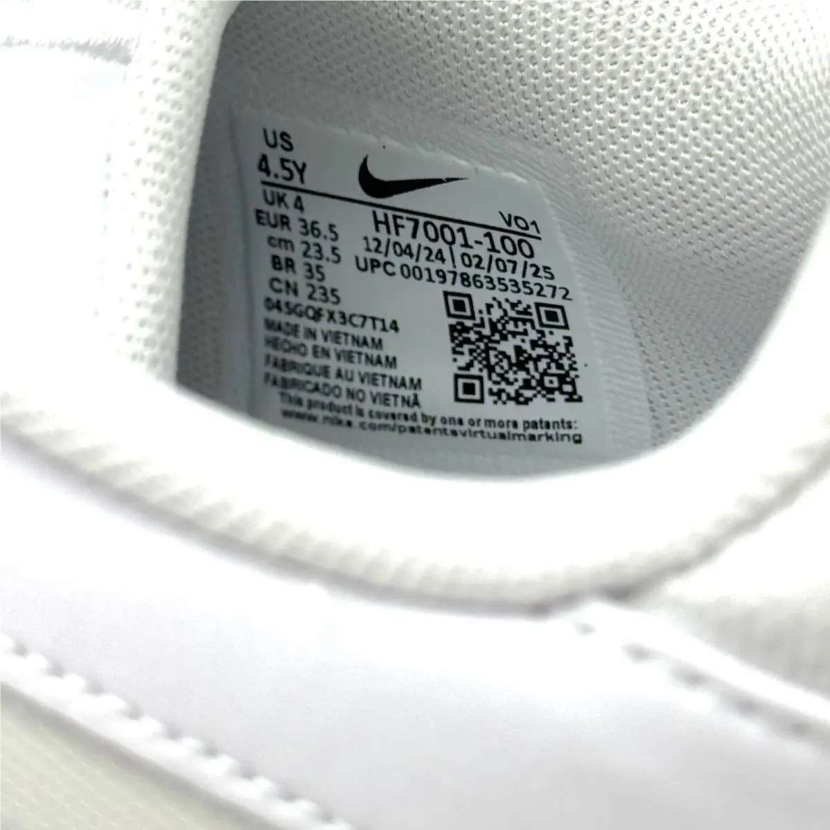 Nike shoes - A`One - White (UPC: 197863535272) 2