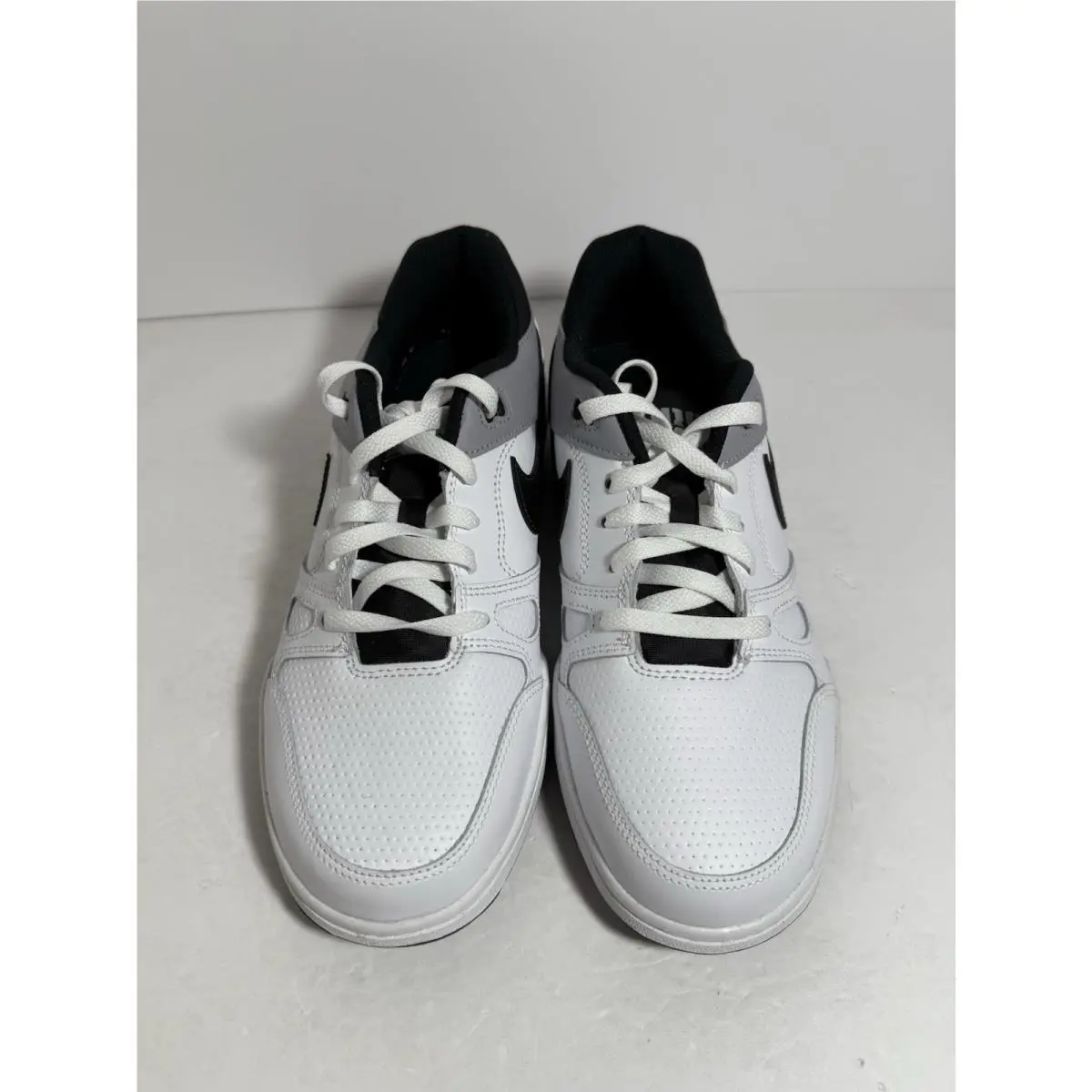 Nike shoes - White 1