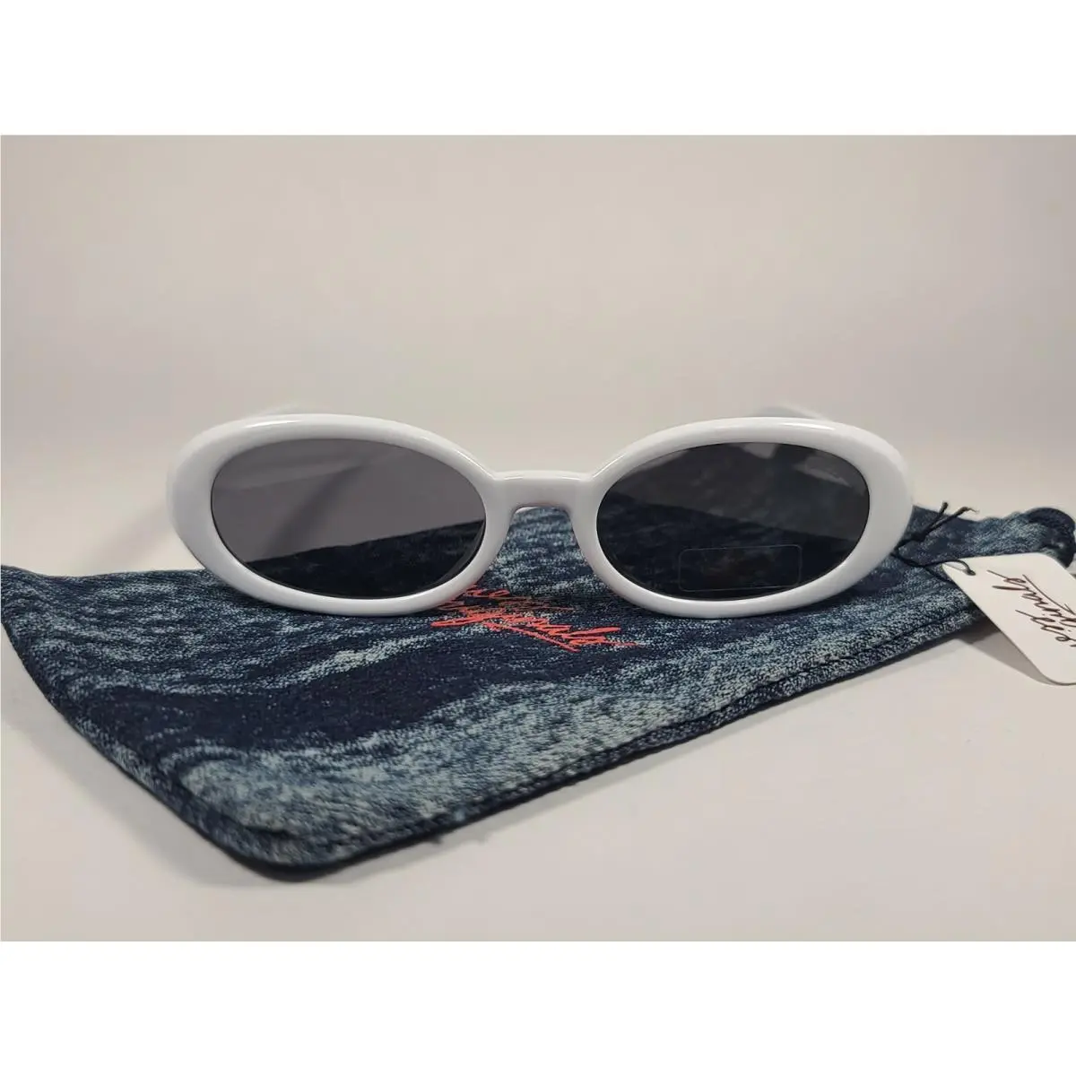 Guess Originals GU8216 21A Small Oval Sunglasses White Frame Gray Lens 52mm