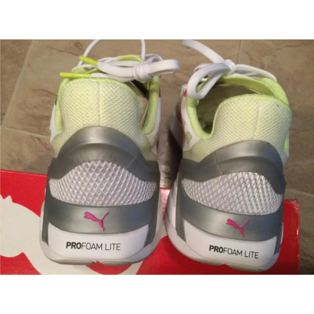 Puma shoes - White 4