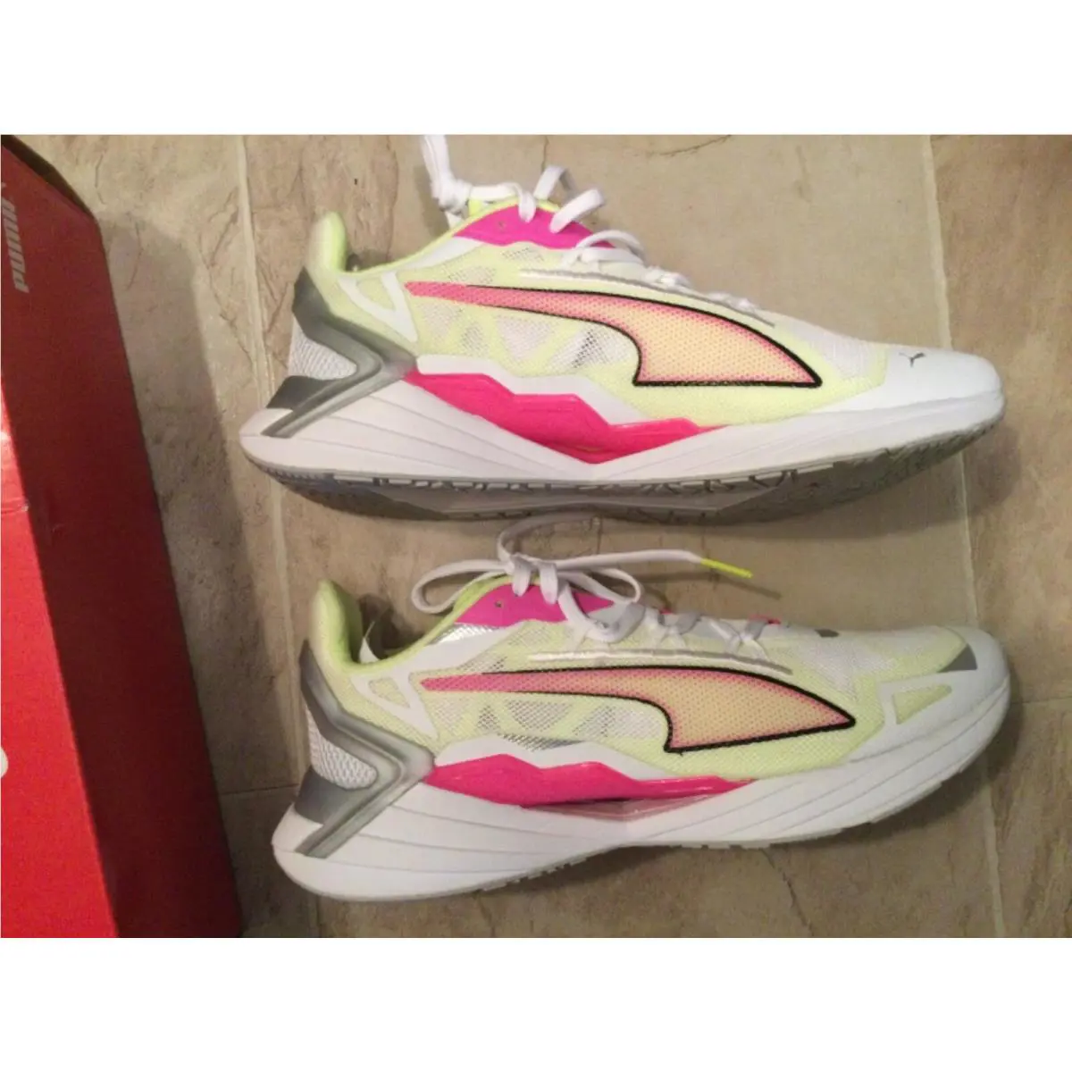 Puma shoes - White 6