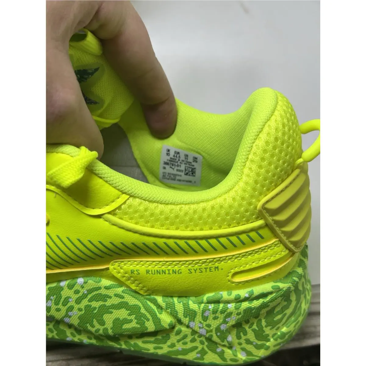 Puma shoes - 38678101 - 386781-01 - Yellow, Manufacturer: Safety Yellow 9