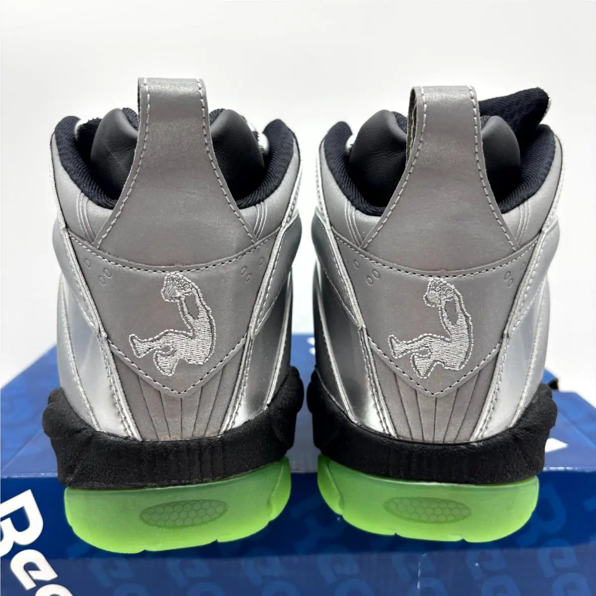 Reebok shoes - Reebok Shaqnosis V51850 - Shaqnosis - V51850 - Silver Black (UPC: 886839180508) 2