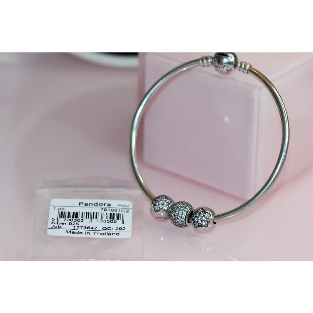 Pandora Pick a Pave Gift Set w/ Jewelry Box 19cm Bangle Two Clips and Charm