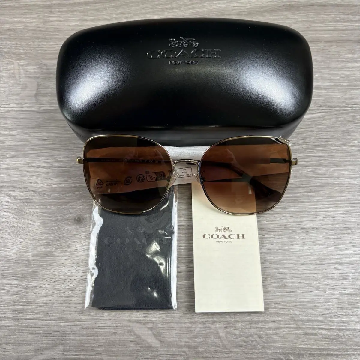 Coach Sunglasses Hc7133 Light Gold/brown Gradient Lens S-57 T-140