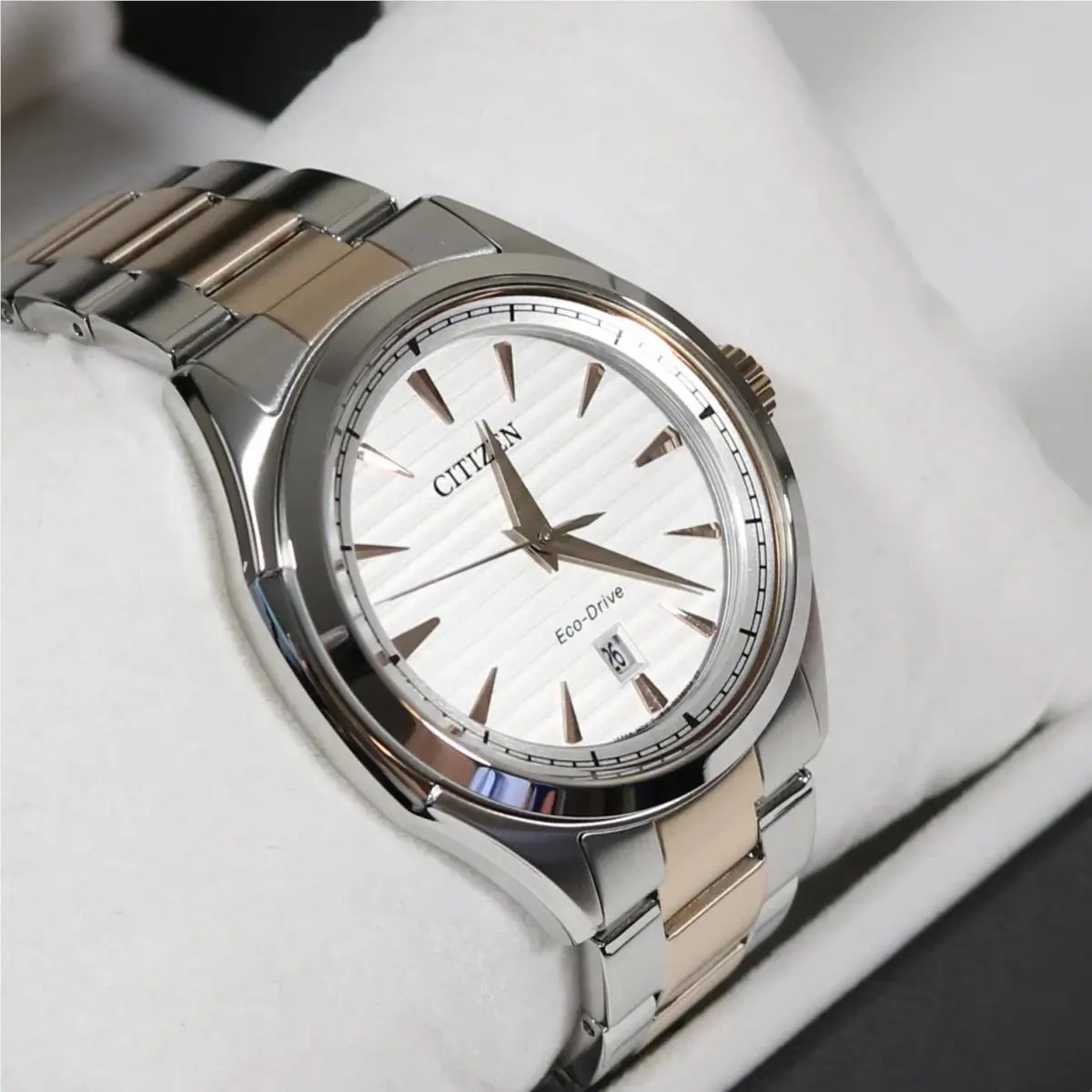 Citizen AW1756-89A Eco-drive White Dial Men`s Watch Date Indicator