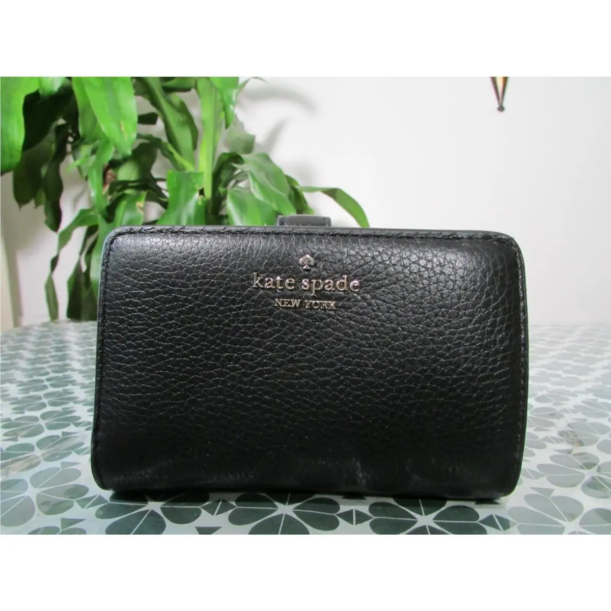 Pebble Leather Leilo Medium Wallet WLR00394 Black by Kate Spade