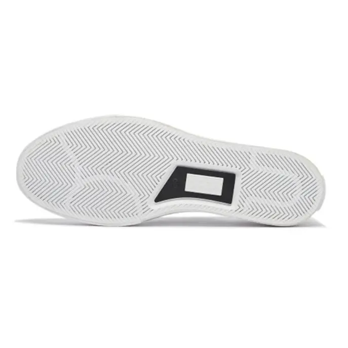 Converse shoes - White 5