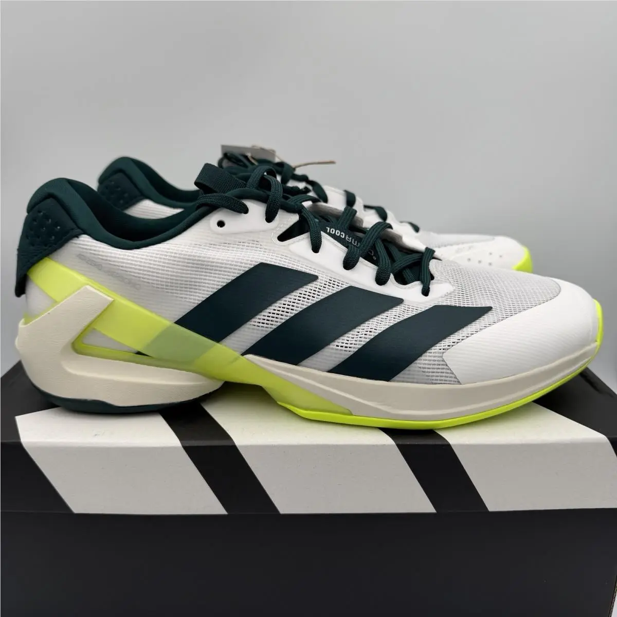Adidas Adizero Ubersonic 5 Tennis Shoes JR2714 Men`s Size 11