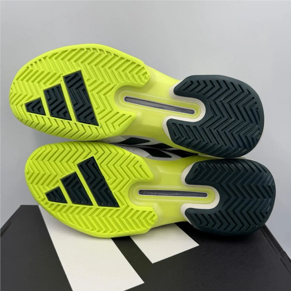 Adidas shoes - adidas adizero ubersonic - adizero ubersonic - JR2714 - White 4