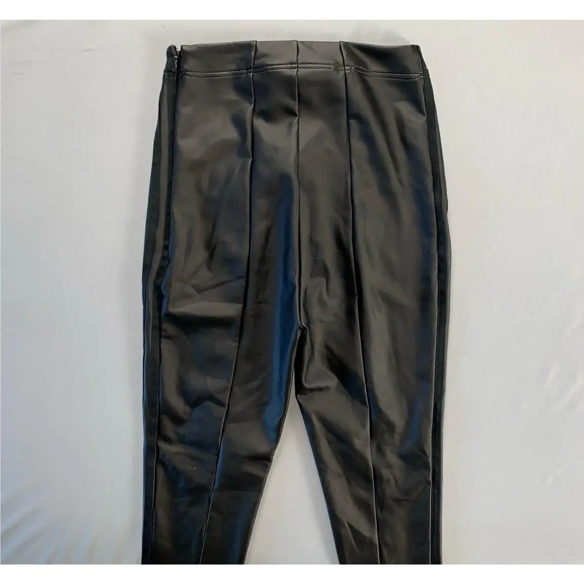 Adidas clothing - Black 8