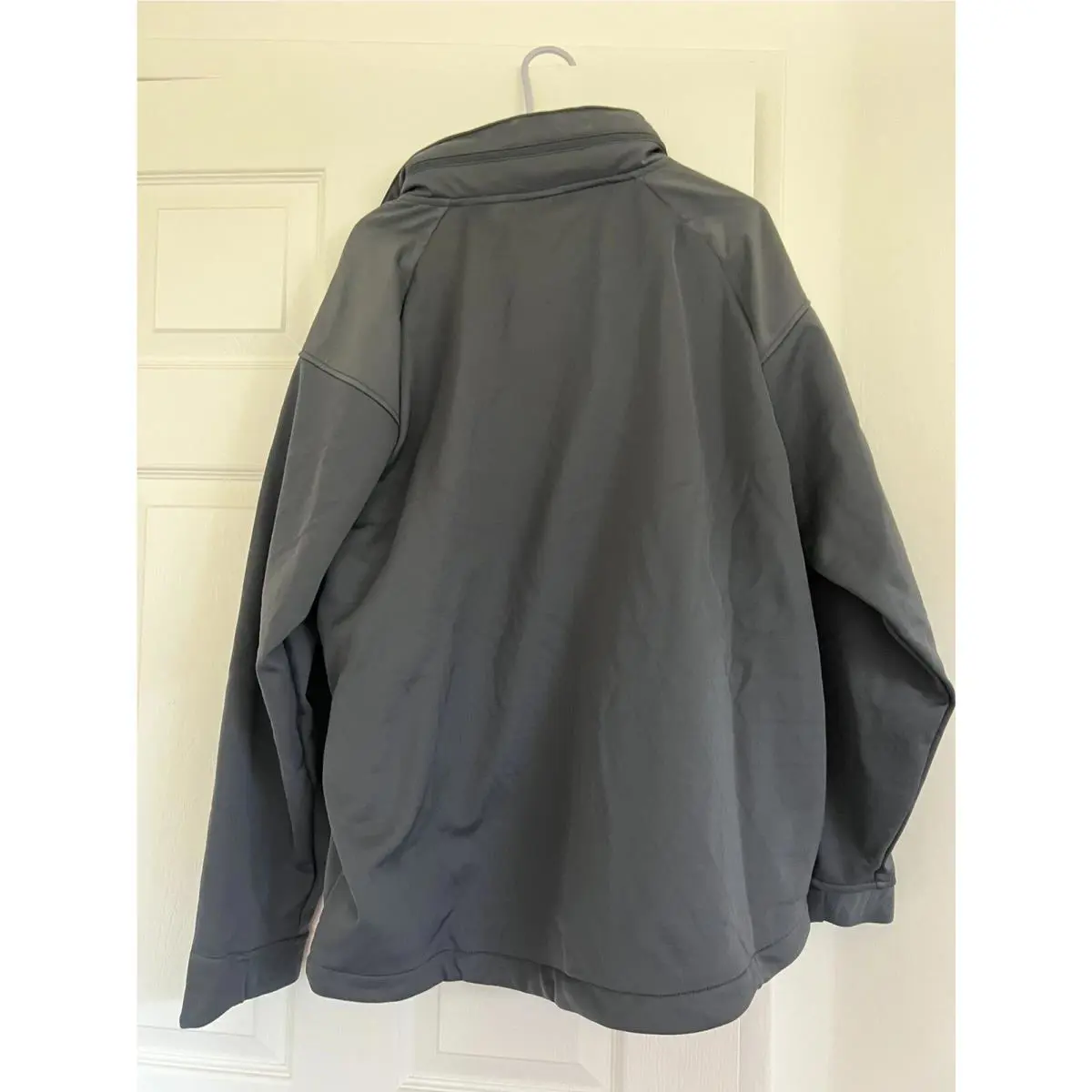 Nike clothing - Nike Therma-Sphere Hooded Jacket - Hooded Jacket - 658084060 - Gray (UPC: 0888408983169) 10