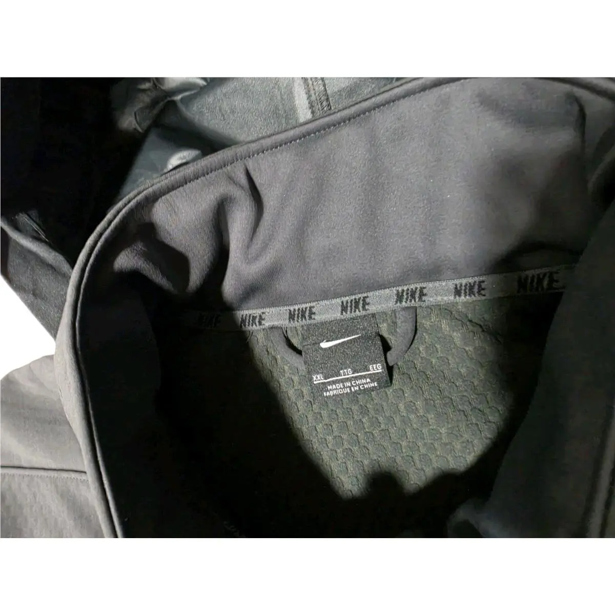Nike clothing - Nike Therma-Sphere Hooded Jacket - Hooded Jacket - 658084060 - Gray (UPC: 0888408983169) 12