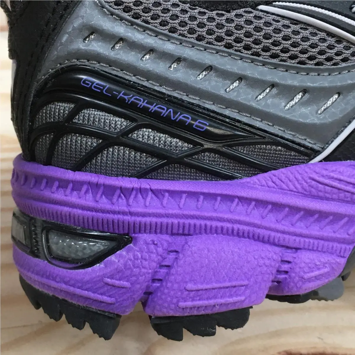 Asics shoes - Asics Gel-Kahana 6 - T2E6N - Gray 1
