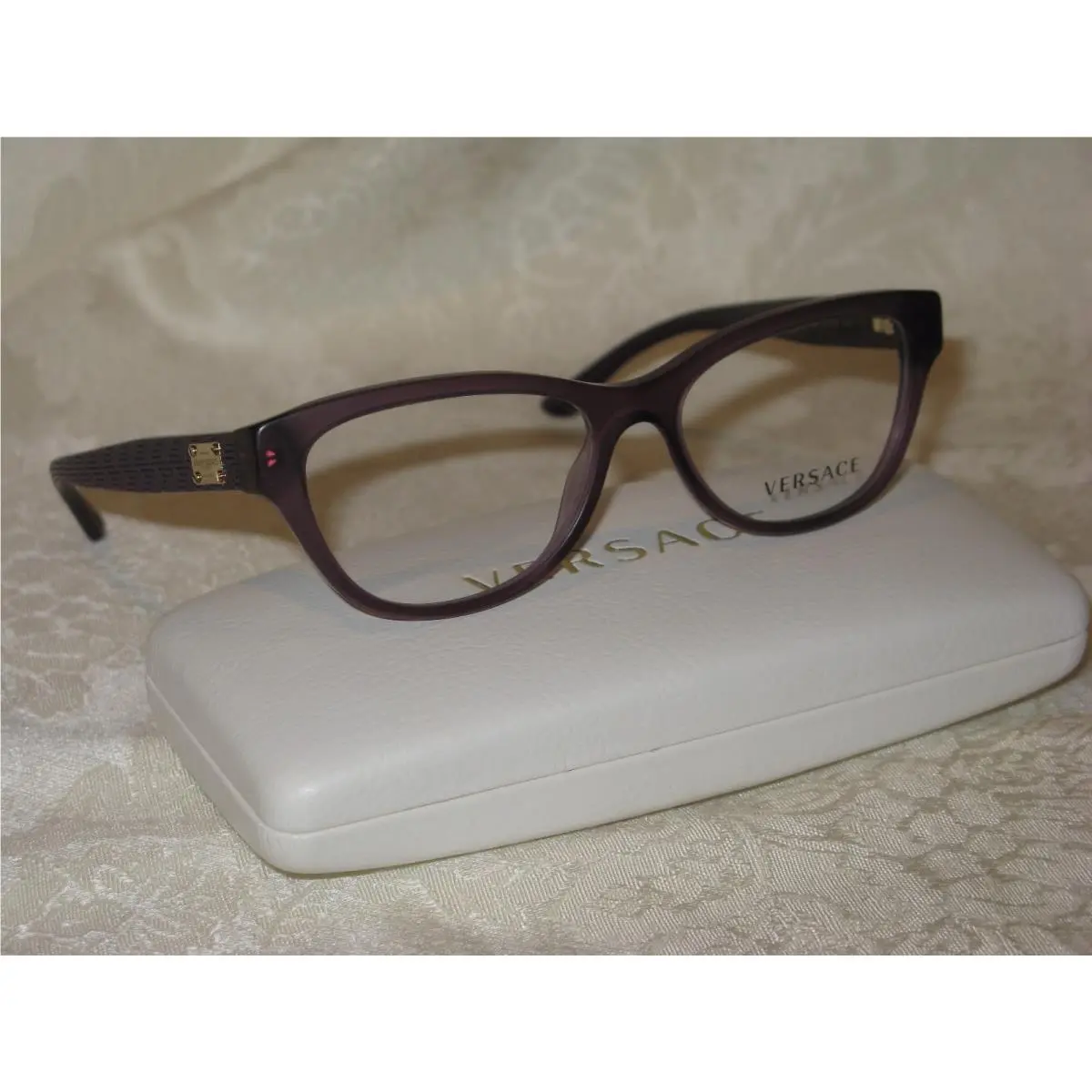 Versace Purple Eyeglasses with White Case. New. MOD.3204