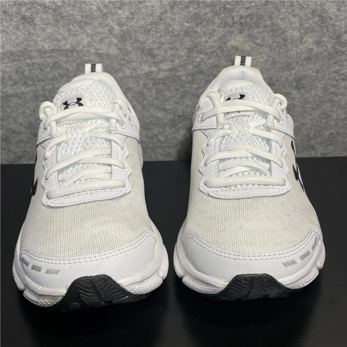 Under Armour shoes - Under Armour Charged Assert 10 - 3026179-104 - White 1
