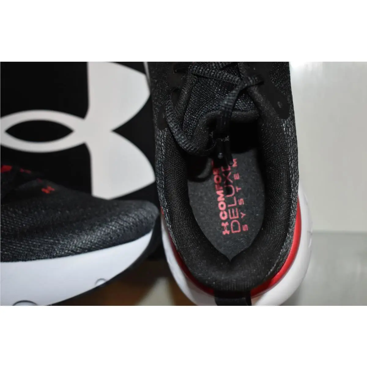 Under Armour shoes - Under Armour Infinite - Infinite - 3027523 004 - Black (UPC: 197777779342) 1