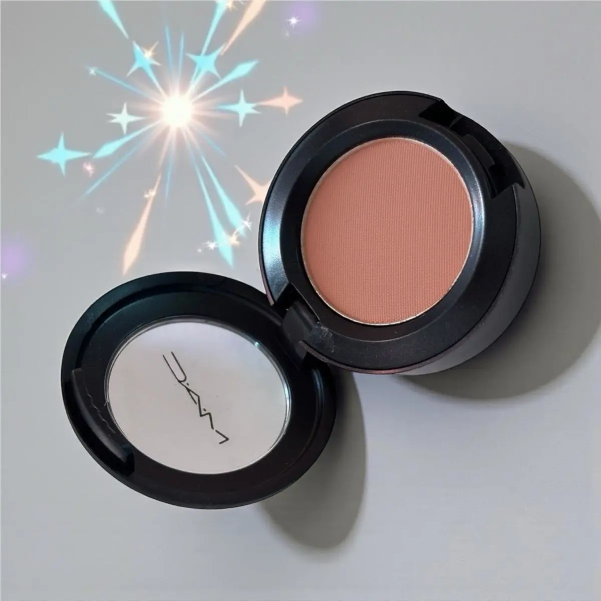 Mac Eye Shadow Powder Single Tete-a-tint matte2 0.05oz / 1.5g Full Size Boxed