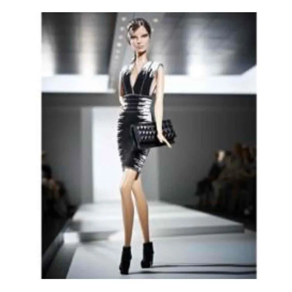 2013 Herve Leger Barbie Fashion Dressed Doll Gold Label By Max Azria Nrfb