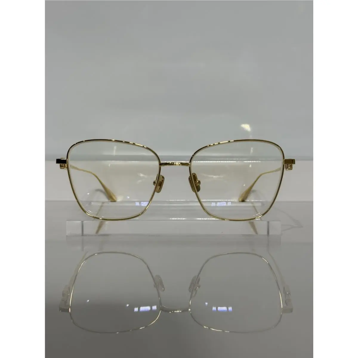 Valentino V-logo Sign II Shiny Yellow Gold Titanium Metal Woman’s Eyeglasses