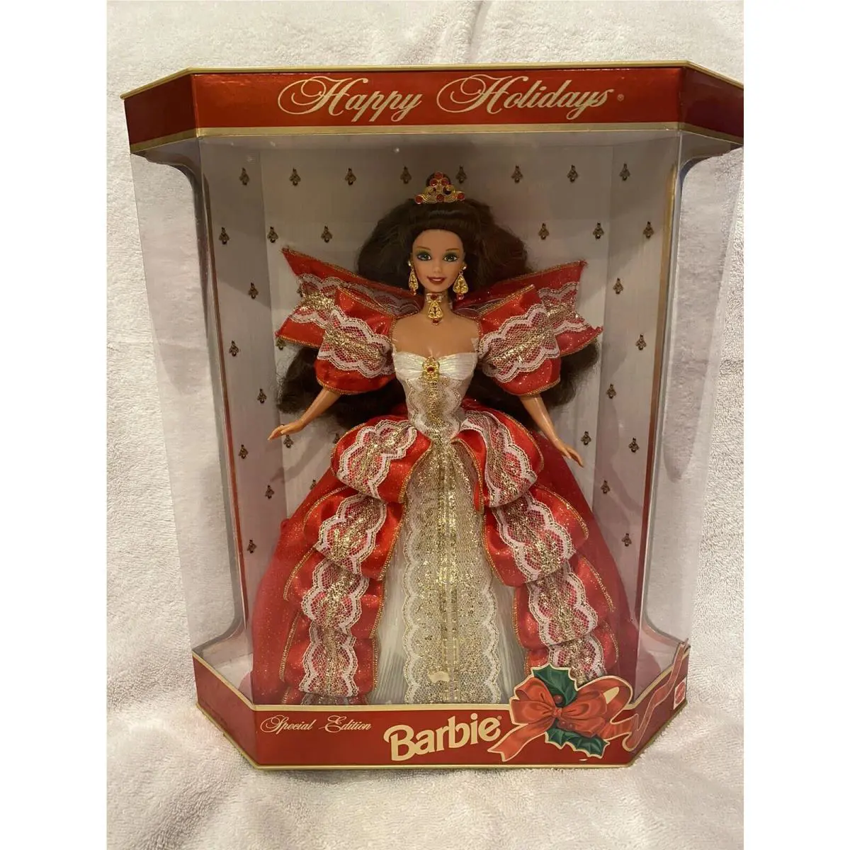 1997 Mattel Happy Holidays Barbie 17832 Special Edition Nrfb Brunette