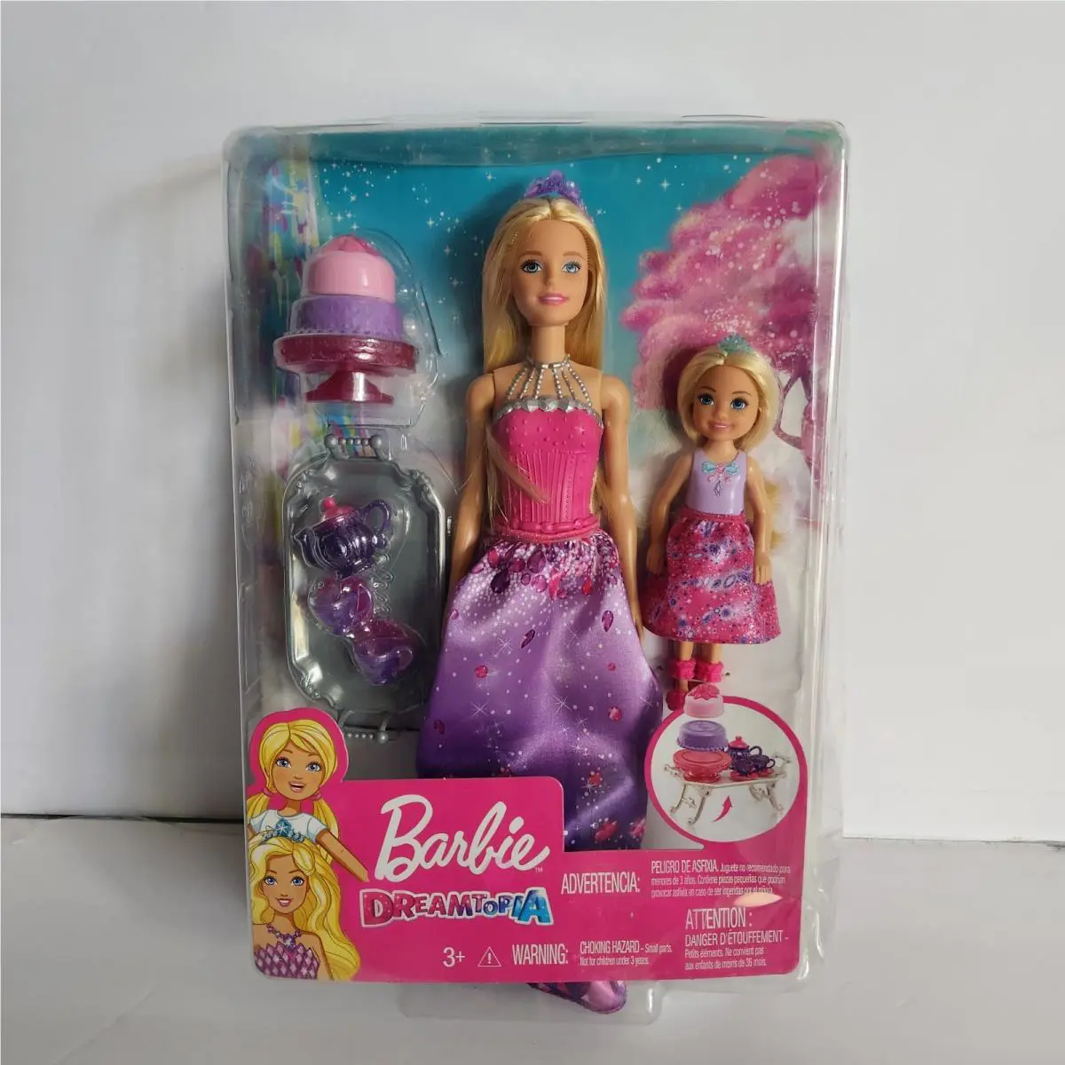 Barbie Dreamtopia Chelsea Princess Doll Fairytale Sleepover Playset