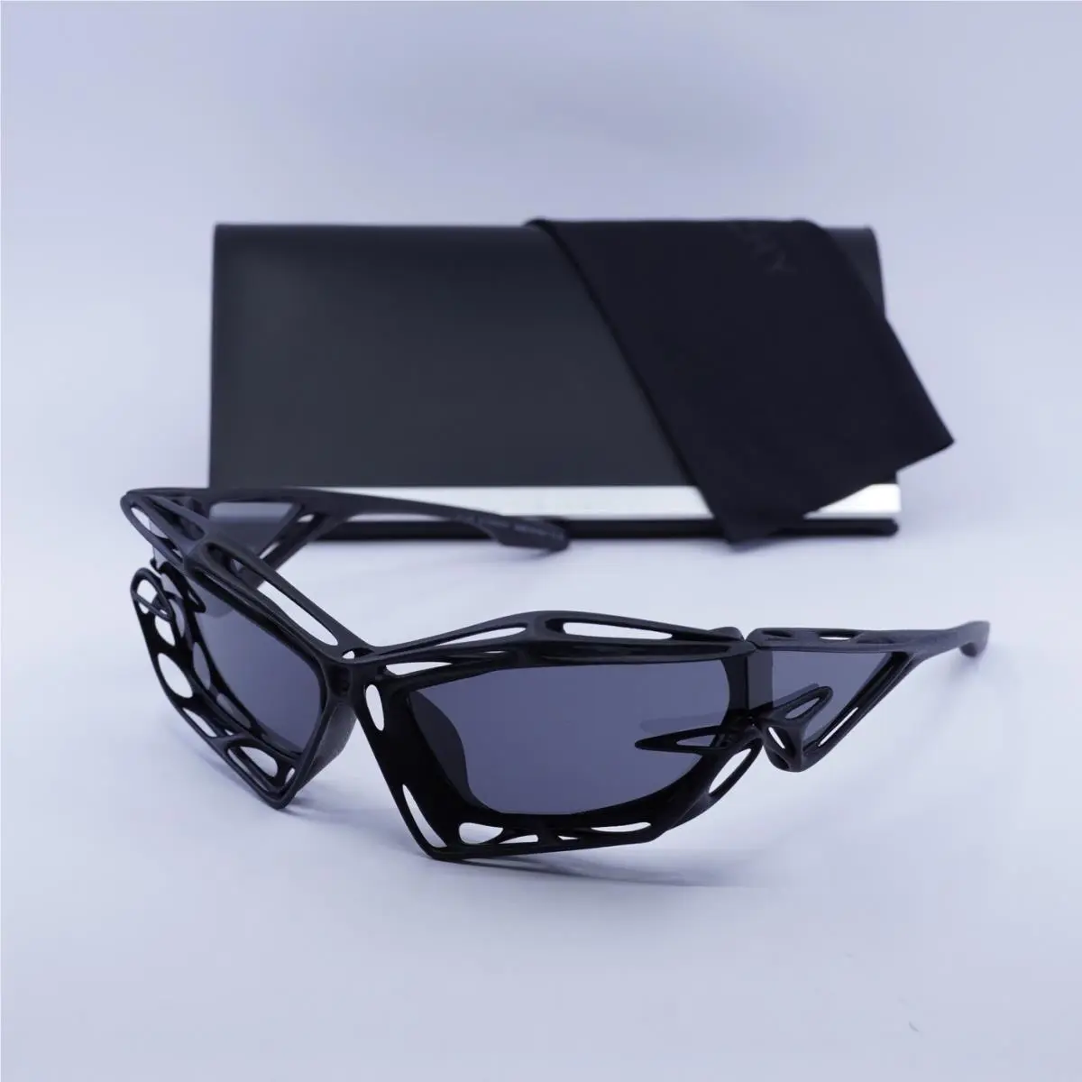 Givenchy GV40081I 02A Shiny Black/grey Mirror 70-17-140 Sunglasses
