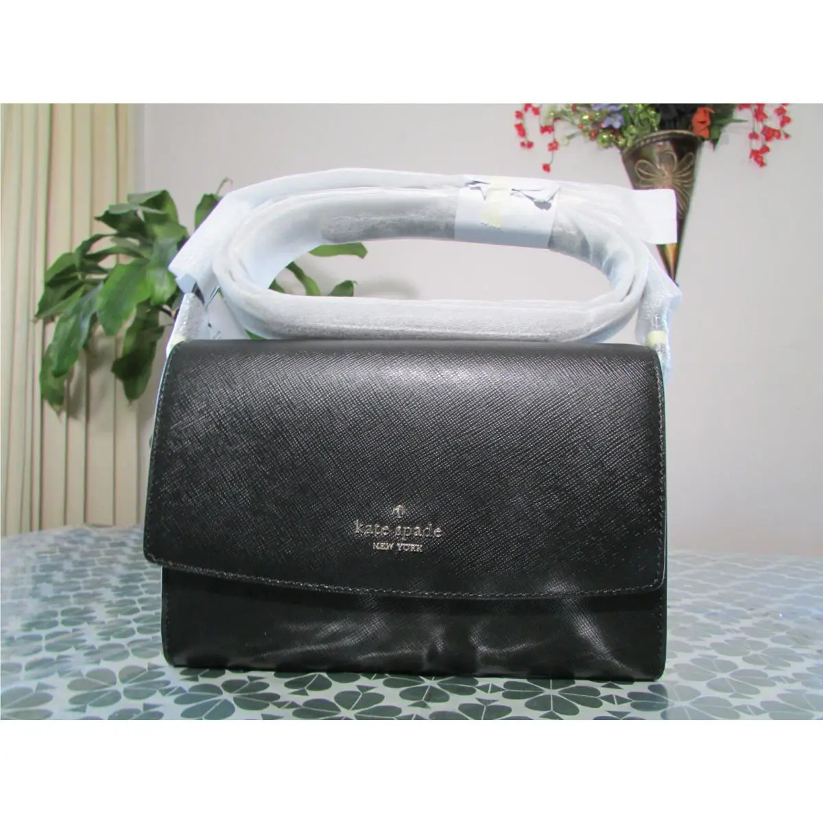 Saffiano Leather Perry Wallet on String KG029 Black or Meringue Black by Kate Spade