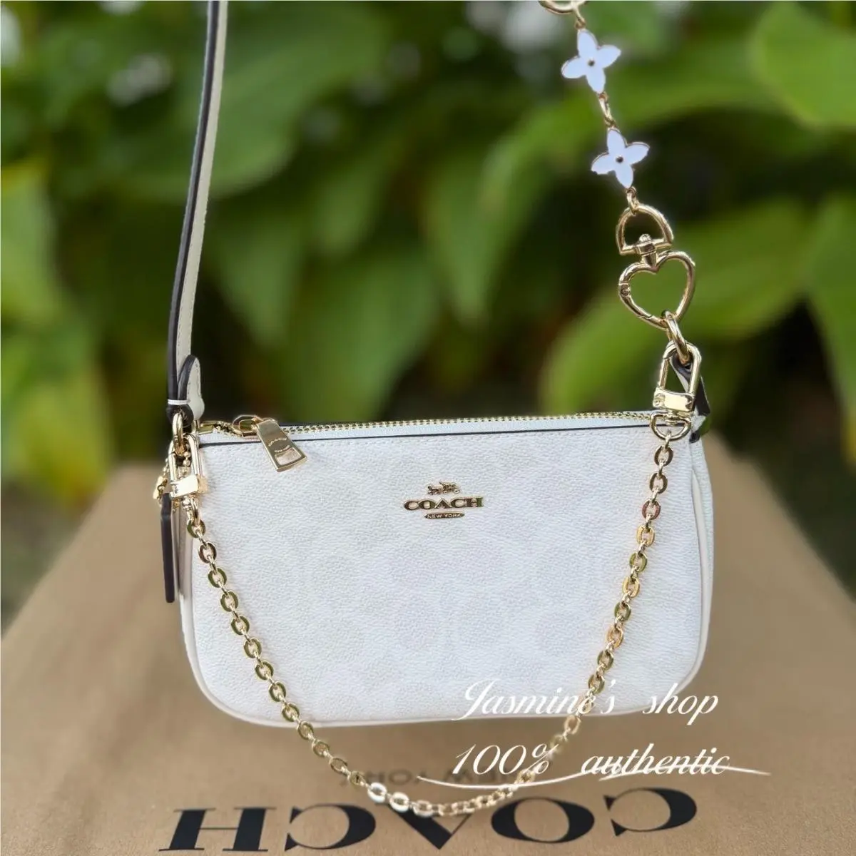 Nolita 19 In Signature Canvas CW426 Chalk CW426 bag + flower chain by Coach