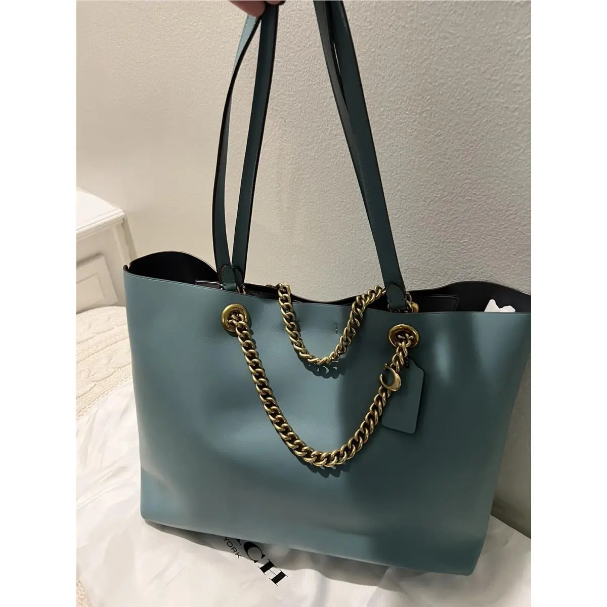 Coach 78218 Signature Chain Tote Purse -marine Value