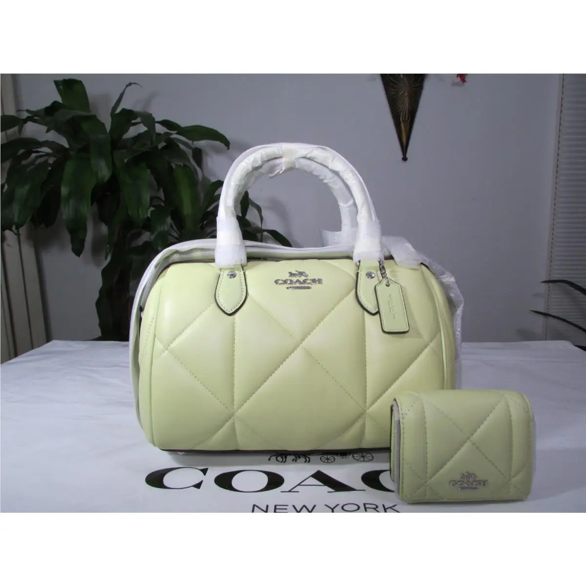 Coach Puffy Diamond Quilting Rowan Satchel CJ610 Wallet CJ528 Pale Lime