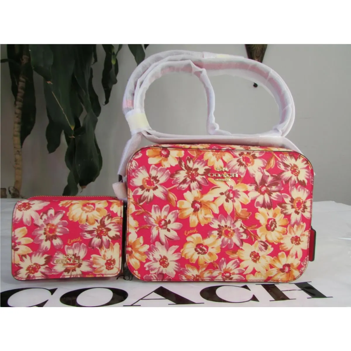 Coach Vintage Daisy Script Mini Camera Bag 3572 Wallet 3509 Pink Multi