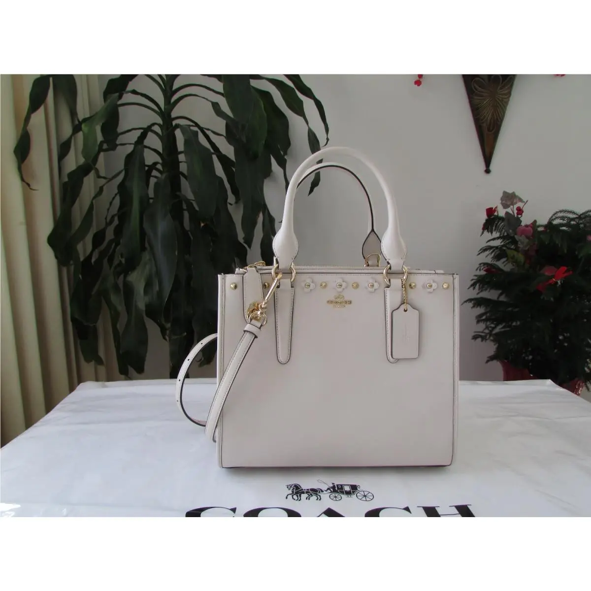 Coach Leather Floral Rivets Carryall Satchel Crossbody F37400 Light Chalk