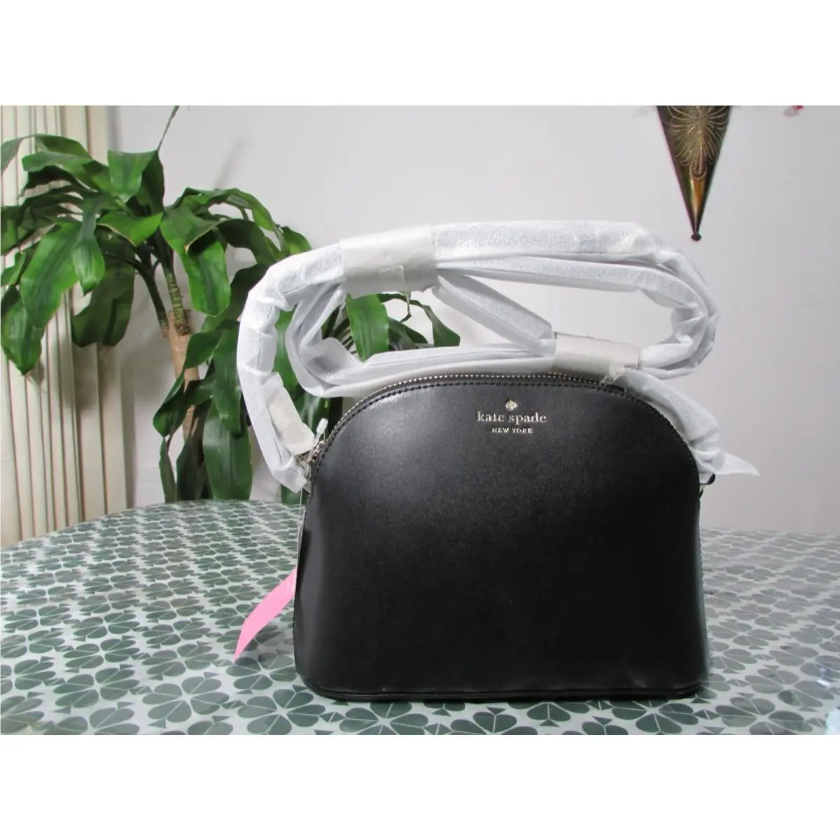 Kate Spade Smooth Leather Kali Small Dome Crossbody WLR00292 Black