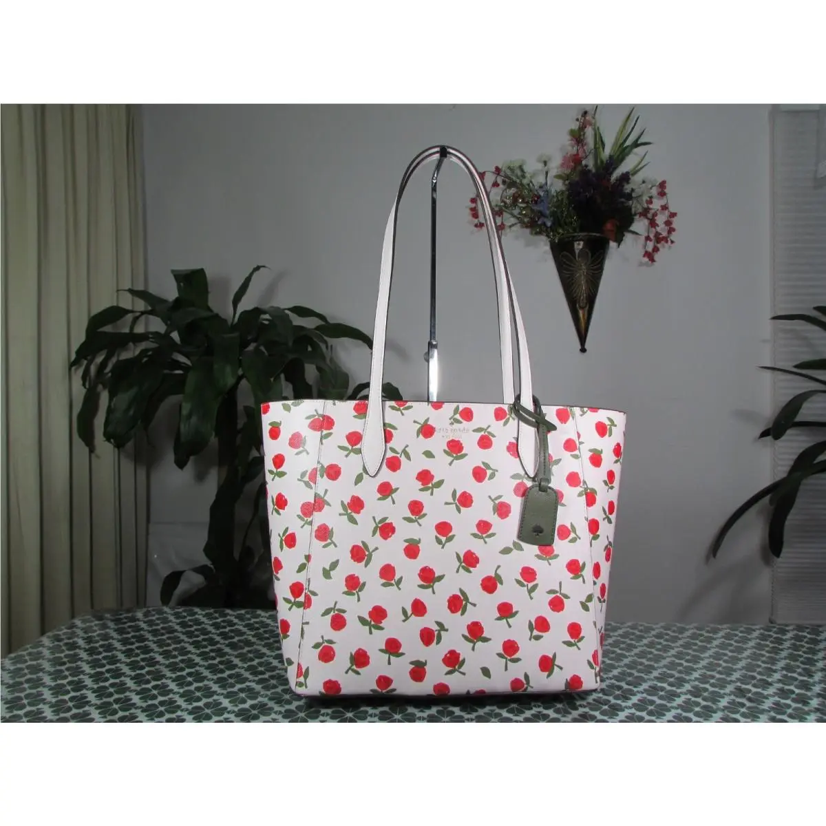 Kate Spade Saffiano Pvc Dana Festive Rosette Tote KE474 Chalk Multi