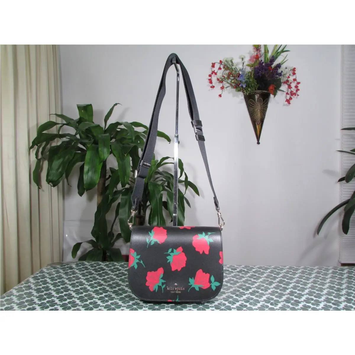 Kate Spade Saffiano Madison Rose Toss Print Saddle Bag KE533 Black Multi
