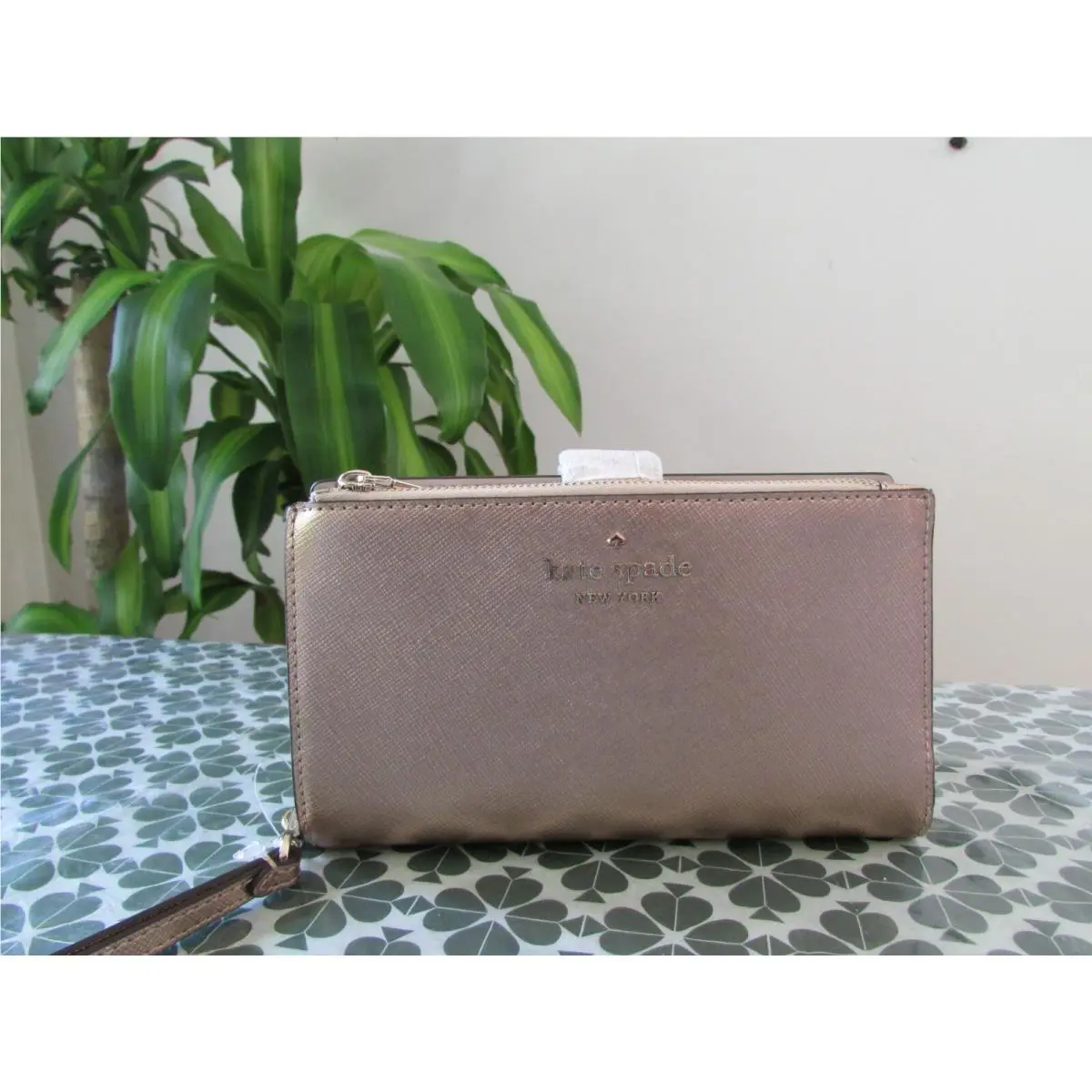 Kate Spade Saffiano Glittering Metallic Phone Wallet Wristlet