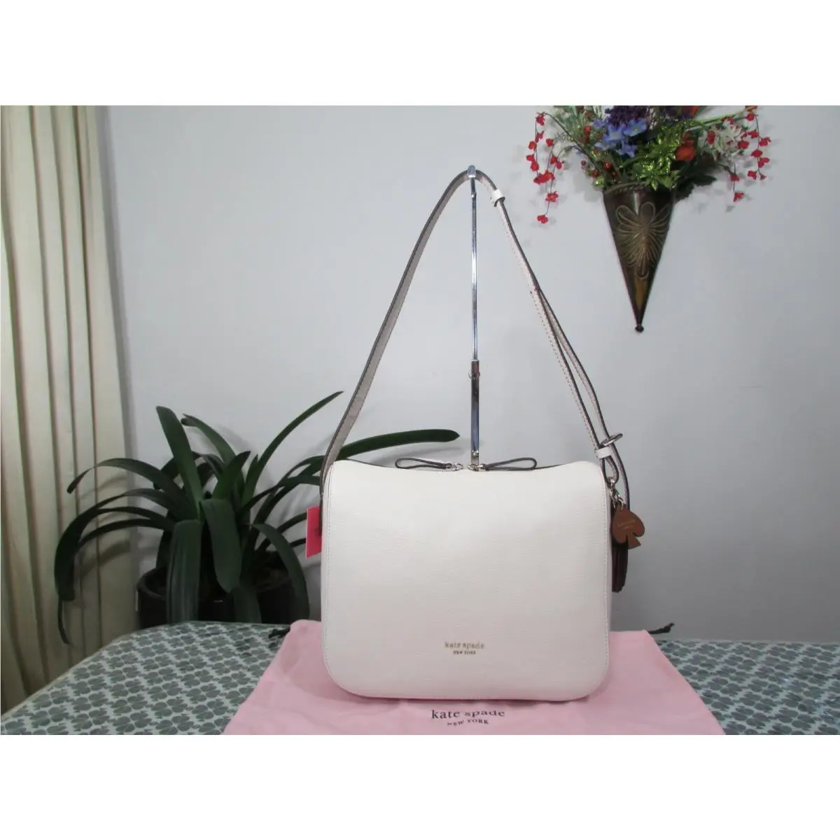 Kate Spade Leather Anyday Medium Shoulder Bag Parchment