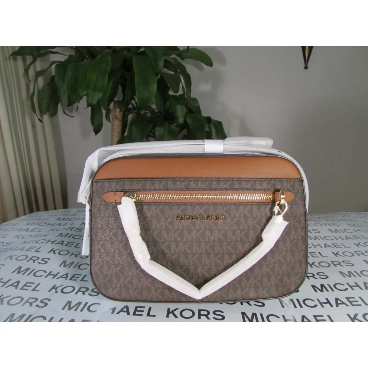 Jet Set Item Leather or Pvc LG EW Chain Crossbody Bag PVC Brown by Michael Kors